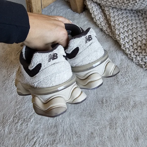 New Balance 9060 - Picture 11 of 13